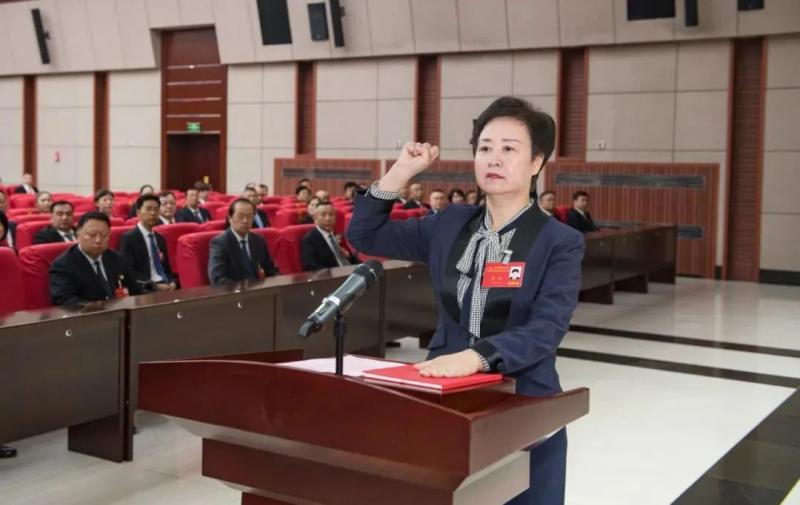 She, born in the 1970s, was elected as Governor Zheng Min | Deputy Secretary | Governor