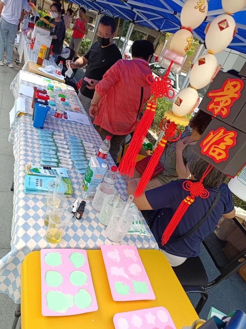 周末低碳环保集市让居民“沉浸式”体验环保,时尚、科技感十足游戏|低碳|环保