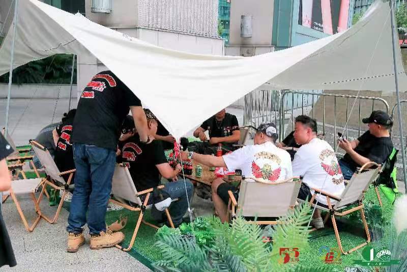 What are the new gameplay of Dragon Boat Festival marketing for major commercial landmarks in Shanghai?, In addition to Zongzi, sachet, dragon boat "three major" activities | landmarks | major