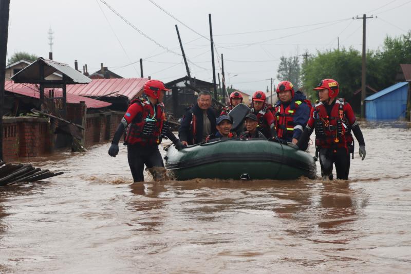 Xinhua News Agency+| No matter how difficult or dangerous it may be, we must "race" against floods - directly hit the front line of flood control in Heilongjiang | People | Heilongjiang