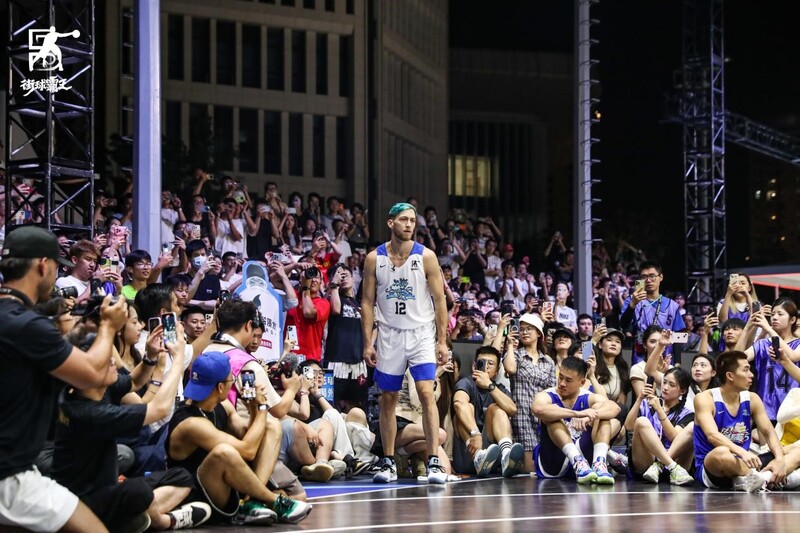 The Street Ball Overlord All Star Game ignited the Shanghai basketball scene, with Sean Marion appearing in the Shanghai Beach Challenge | Street Ball | Overlord