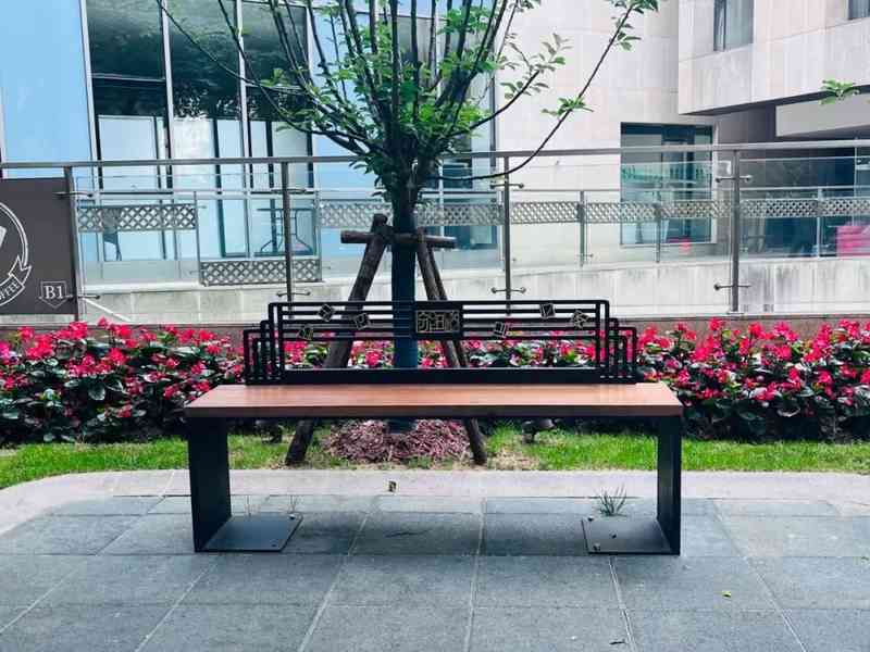 推动城市公共空间共建共享,徐汇56张公共座椅陆续“上新”统战|街区|座椅