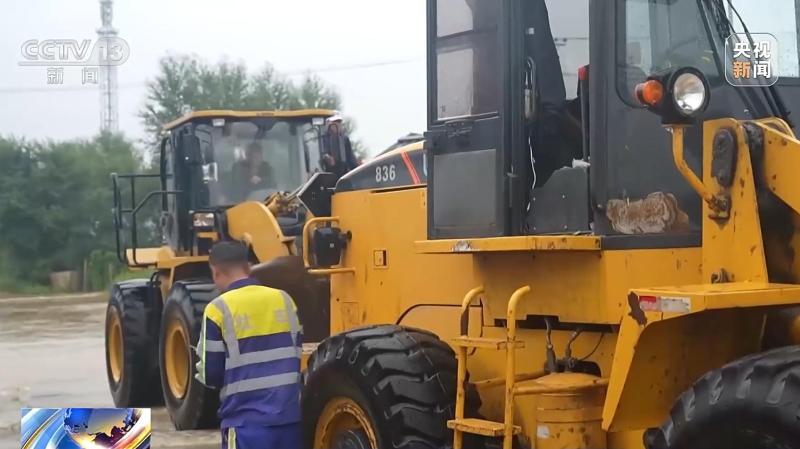 "If something happens, we must get on!" They took an 8-hour relay to rescue Yabuli Town, Shangzhi City, Heilongjiang Province in the rainstorm and flood | Xu Lijiang | They were in the flood