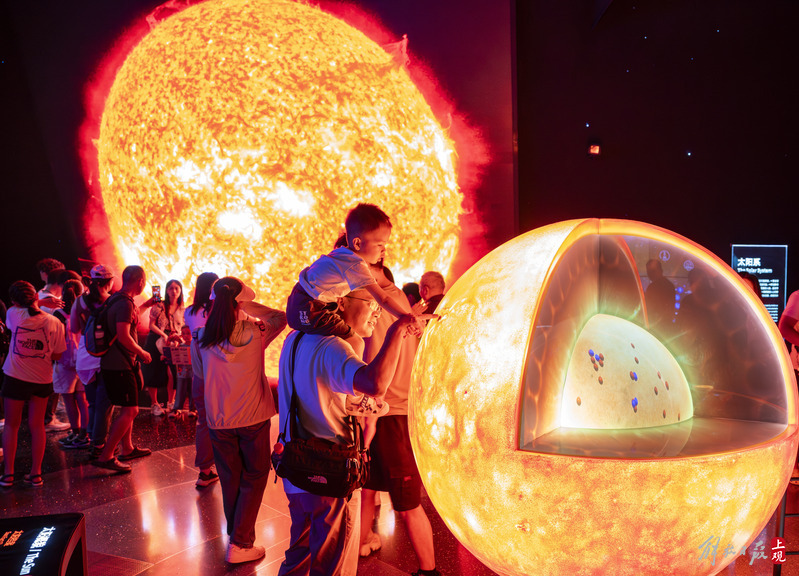 Besides grabbing tickets, you can also listen to the museum's suggestions. The most popular venue for summer check-in is the Shanghai Planetarium