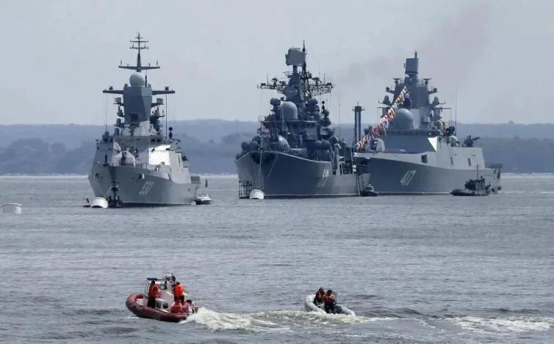 一边关注亚太,一边盯着欧洲,俄罗斯两洋军演舰队|演习|军演