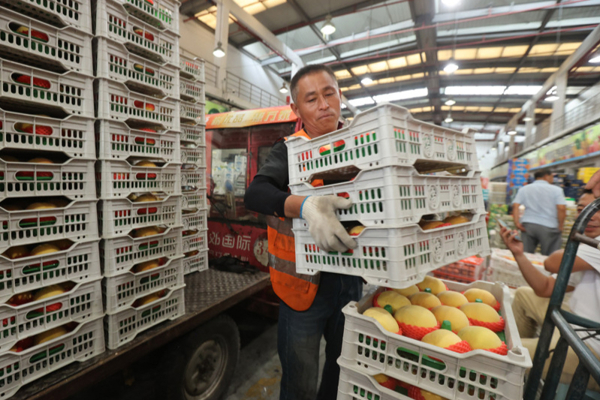 特地给芋艿、毛豆等时令货腾地,中秋、国庆上海蔬菜集团提前备战