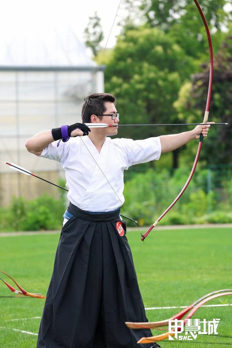 Shanghai citizens are busy with sports on weekends. They can walk fast, orient the city, and shoot Zongzi balls. Zongzi | Sports | Shanghai