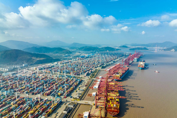 Ningbo, Zhejiang: A two-way journey between port and city 【 10th Anniversary of Free Trade Zone · National Search ④ 】