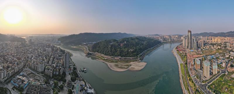 New Era China Research Tour - Yangtze River Chapter | Yangtze River "Zero Kilometers" Raise "Green Ribbon" Factory Area | Yibin | Times
