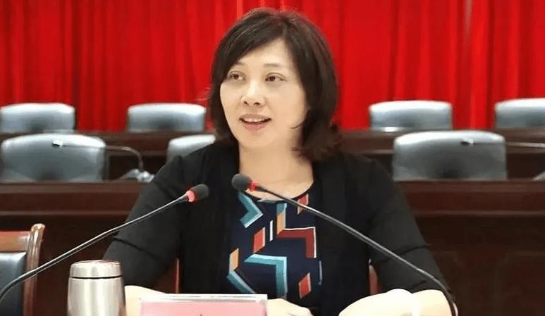 She has served as a member of the Standing Committee of the Guilin Municipal Party Committee and Secretary General of the Municipal Party Committee. After resigning as Deputy Mayor, Secretary General | Tuojia Group | Guilin Municipal Party Committee