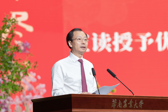 Nearly a year has passed to fill the vacancy: Li Fengliang, Secretary of the Party Committee of South China University of Science and Technology, was transferred to the position of Secretary of the Party Committee of South China Agricultural University and awarded the title of Secretary of the Party Committee