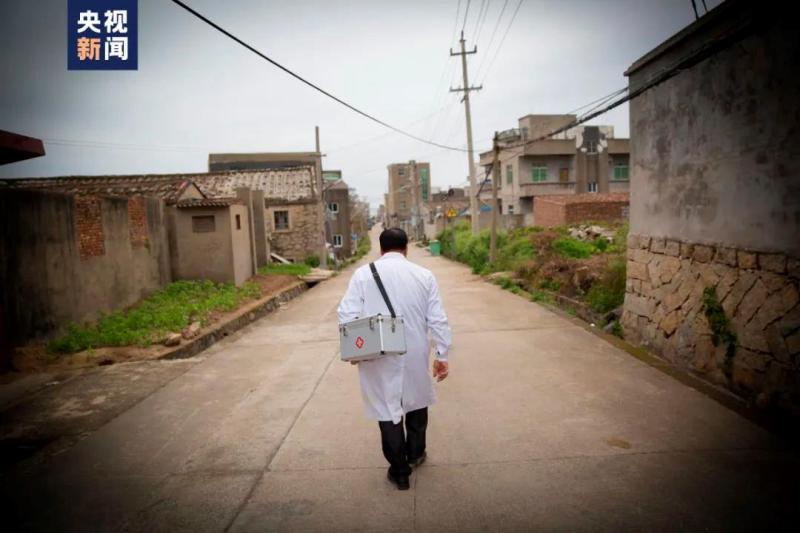 Patients can come anytime, My Home Island | Chen Yizhu | Patient