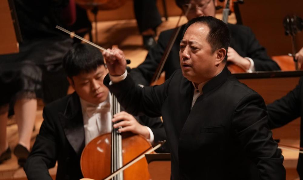 The "Beijing Shanghai Music Season" continues its splendid chapter, with Lv Jia leading the Shanghai Opera Symphony Orchestra | Lv Jia | Beijing Shanghai Symphony Orchestra