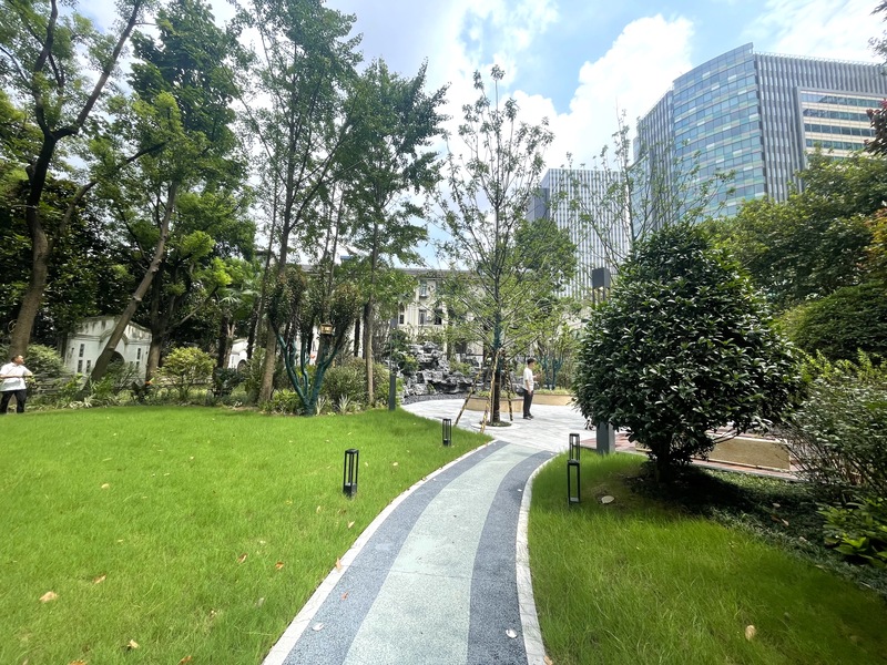 This pocket park, although small, has over 270 plant species, adding a new touch of green construction to the Hongqiao Development Zone | Park | Pocket