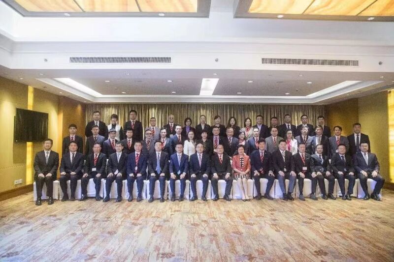 Joining Hands to Dig for "Gold Mines", Entrepreneurial Discussion: Seizing New Opportunities, Collaborating at the First Shanghai Hong Kong Entrepreneur Roundtable | Enterprises | New Opportunities