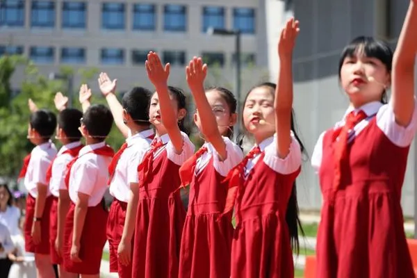 They were all once secret bases for revolutionary martyrs... These primary schools turned out to have great origins. They were located in Pujiang Town, Minhang.