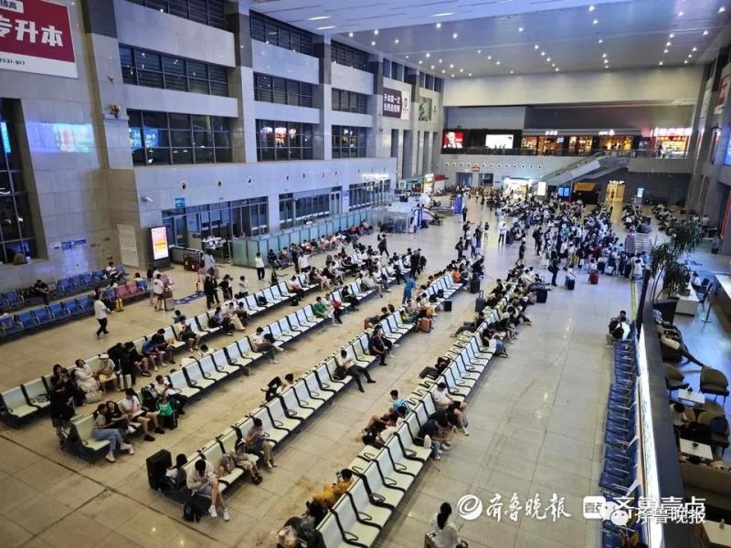 Tai'an Station dismantled all massage seats overnight! The total number of seats has doubled, and after being criticized, the railway department | Seats | Tai'an Station