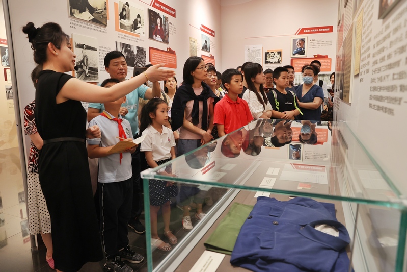 Listening to the Story of Scientists Joining the Communist Party, Enjoying Night Concerts... Qian Xuesen Library's "Museum Night" is a Wonderful Story | Scientists | Qian Xuesen Library