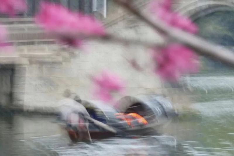 The China Photographers Association responded that all six exhibited works were overexposed due to virtual focus? Professor Huaibei Normal University's photography works have been questioned | Huaibei City | Zhang Bingzheng | Photographers Association | China | Photography | Canal | Works