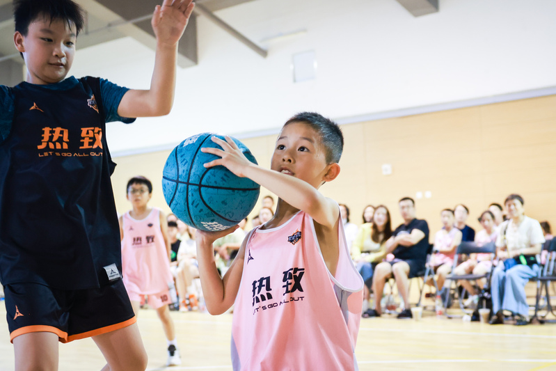 Playing games, playing games, listening to basketball legends telling stories of struggle... The basketball festival for Shanghai citizens is here again! City | Basketball | Story