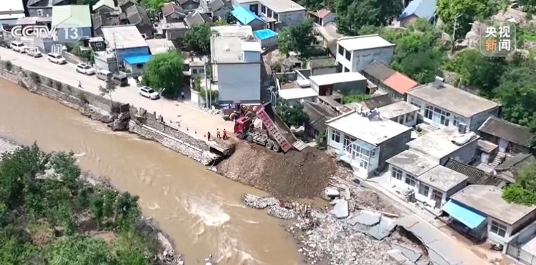 响起了嘹亮的国歌声……,黑黢黢的隧道里人员|救援|国歌声