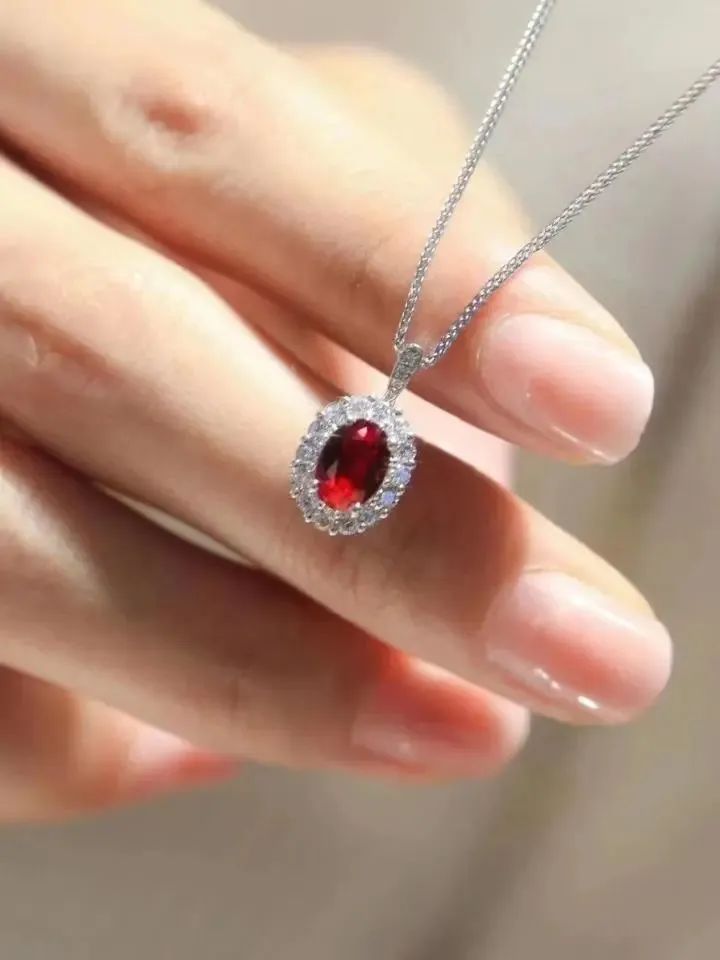 Industry insiders: There is still room for growth, reaching over 1 million yuan, and the prices of colored gemstones are skyrocketing! Someone bought it for 600000 RMB | Ruby | Industry insider