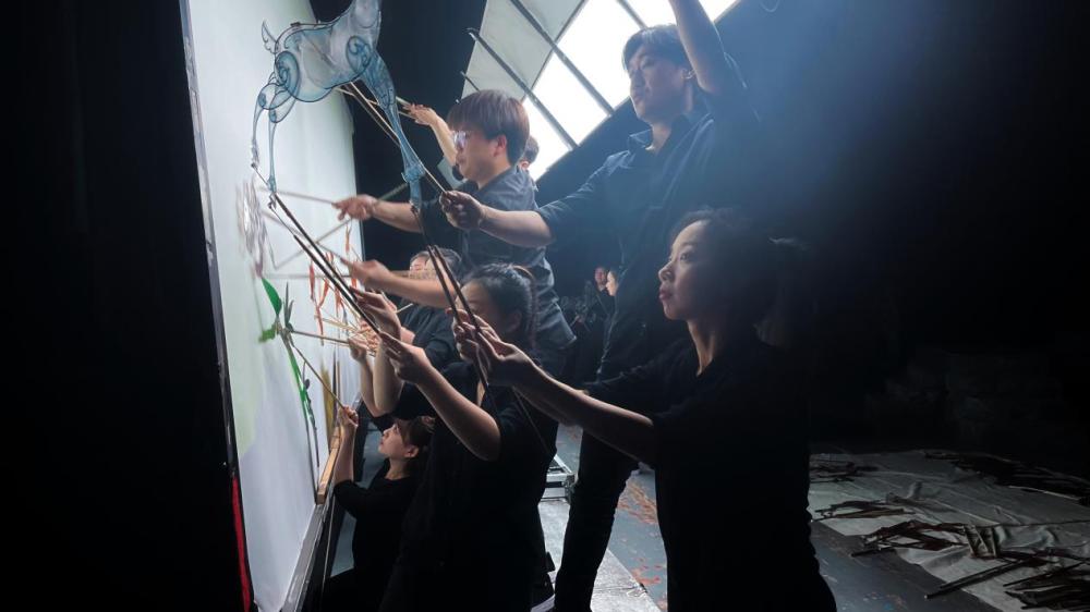 上海木偶剧团《九色鹿》连获殊荣,超过30台剧目竞技的全国展演九色鹿|皮影|上海