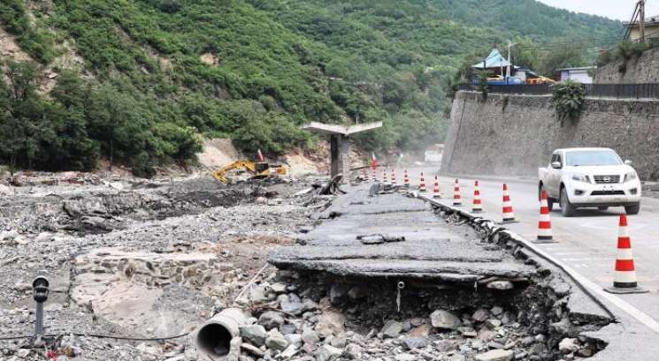 Battle the Yongding River! Targeting Central Enterprises to Assist Beijing in Postdisaster Infrastructure Reconstruction Waste | Rivers | Enterprises