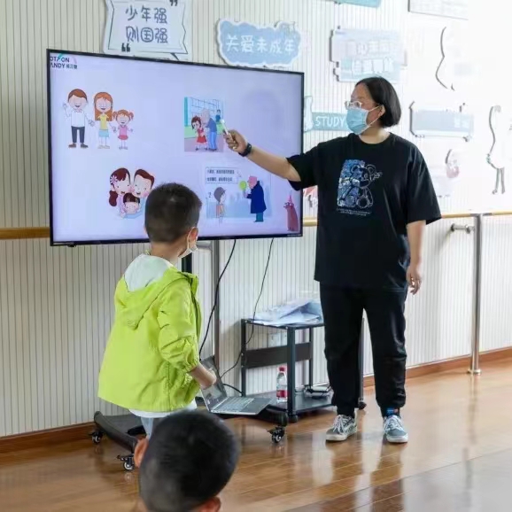 To create an atmosphere of shared protection for the healthy growth of minors in the whole society, Shanghai Minhang has for the first time released these three systems to protect minors and society