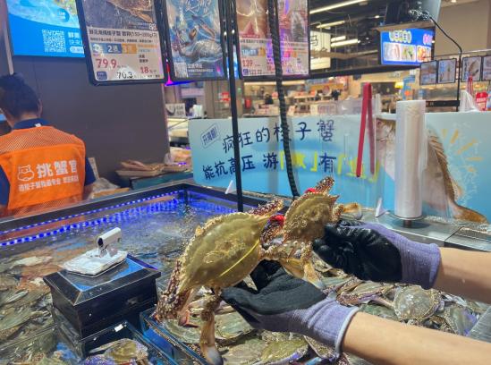 Will the price be halved immediately?, 50000 pounds of swimming crabs were snatched away! Hangcheng is crowded here: the whole family is waiting for this market | price | the whole family