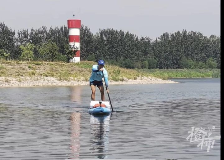 22 days of paddling through "Water Mooring Liangshan" is almost halfway through, 60 year old Uncle Jiang paddles from Beijing back to the Hangzhou Canal | Hangzhou | Uncle