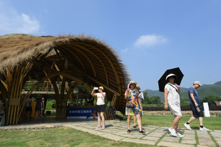 First Point of View: Reporters Visit Yu Village Again: Green Water and Green Mountain Become Happy Backer Ecology | Xi Jinping | Yu Village