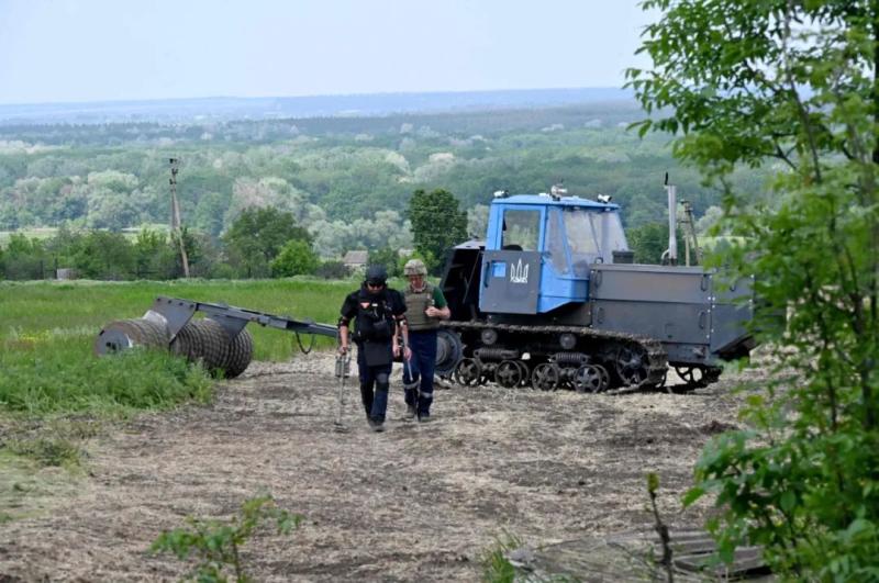 The nightmare of the Ukrainian army's counterattack, the Russian army's "one hand" minefield | the Ukrainian army | one hand
