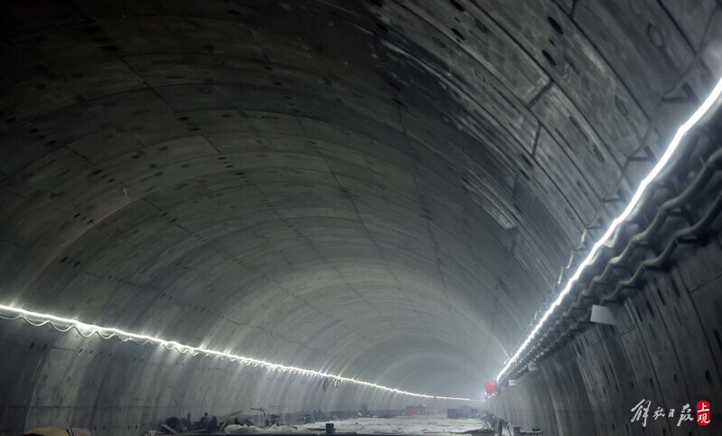 The shield tunneling of "Zongheng Hao" has completed the excavation of the eastern section, and the construction of Section VIII of the North Cross Passage project has fully connected the tunnel | Huangxing Road | Section