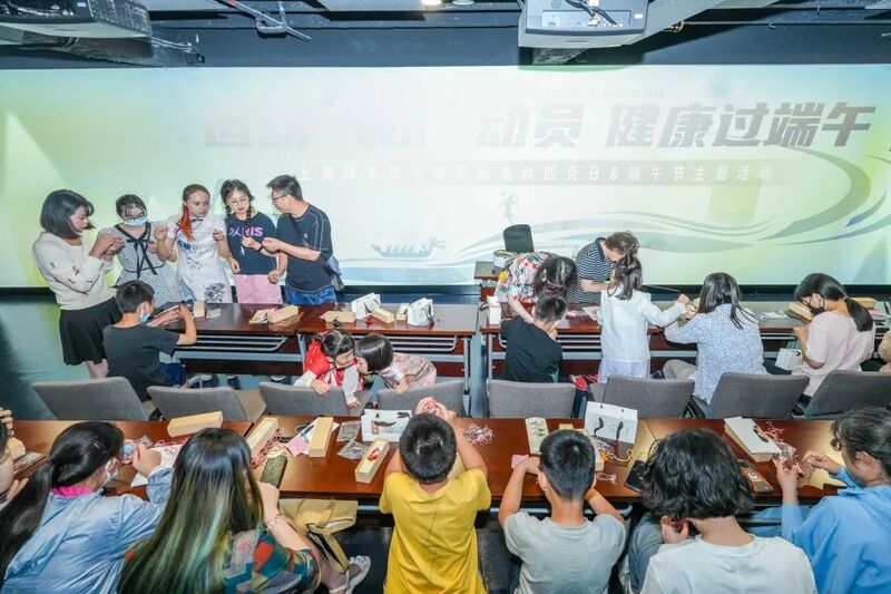 Exploring Night Tour, Learning Intangible Cultural Heritage, Running Directions, Building Models... Shanghai Sports Museum invites citizens to celebrate their birthdays together. Culture | Sports | Museum