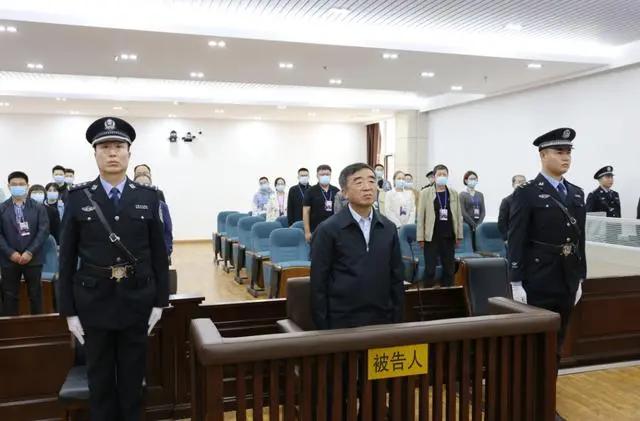 Deputy ministerial level disciplinary inspection cadres have been sentenced to life, "face to face is a person, behind the scenes is a ghost"! After appearing in court for 3 years, personal | property | indefinite term