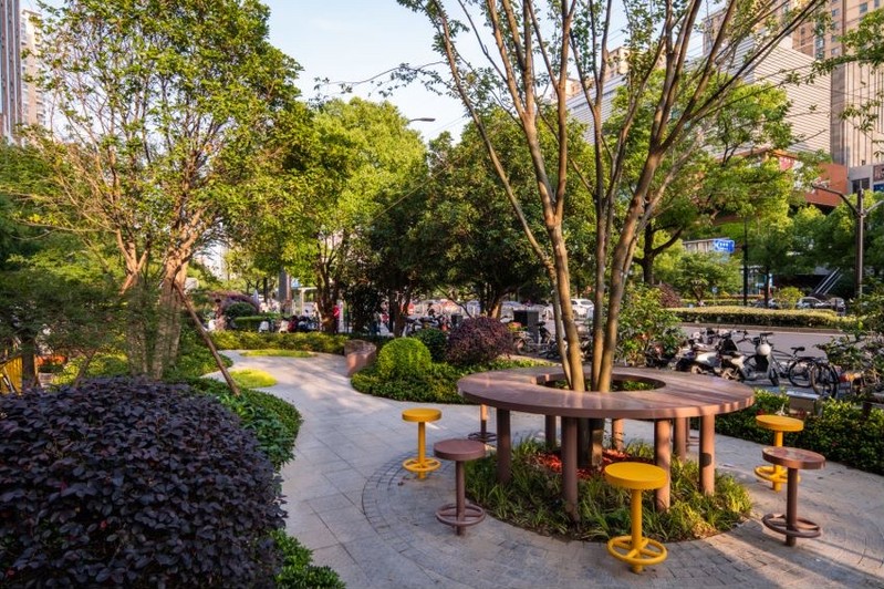 The harbor style waterfront space along the Suzhou River has added a "street corner reception hall", and the Zhoujiaqiao "Huishui Tianzhong" park block | Suzhou River | Harbor