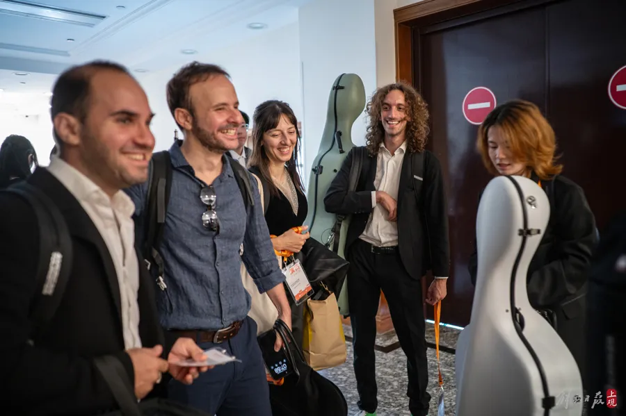 This Nantong student band's debut performance amazed the audience, and Italian opera classics were played in the Shanghai Concert Hall