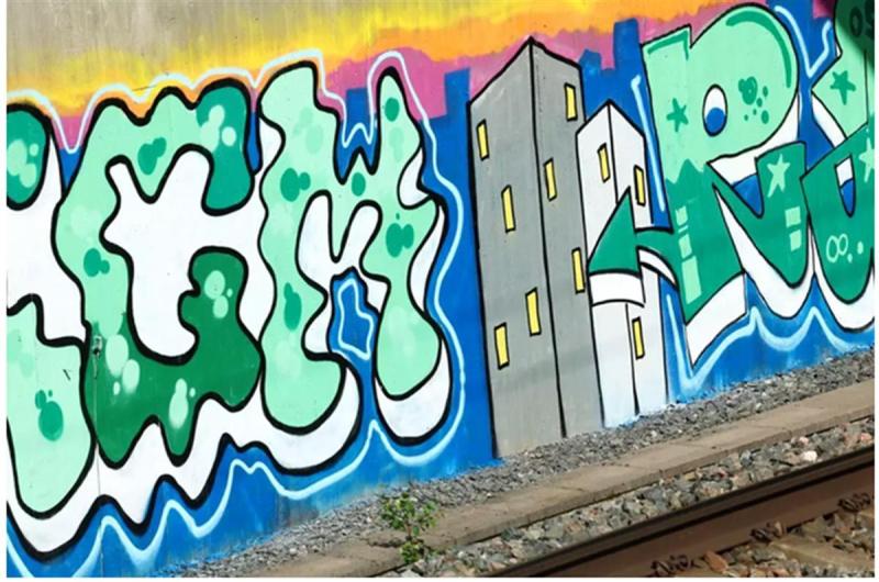 He admitted to breaking the law but refused to resign, resulting in a suspension of railway transportation. The Deputy Mayor of Finland was arrested on the spot for graffiti in the tunnel, and the Mayor | Helsinki | incident