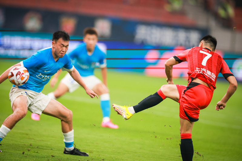 But why do fans still angrily criticize "Javier's dismissal"?, Haigang leads the points table, observation: China Super League half way, half way | home | points table