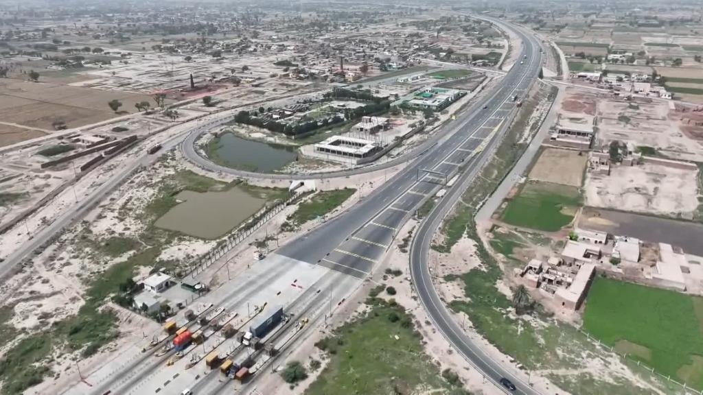 Global Connection | Visit the Sukkur section of the China Pakistan Economic Corridor Expressway | City | Economy
