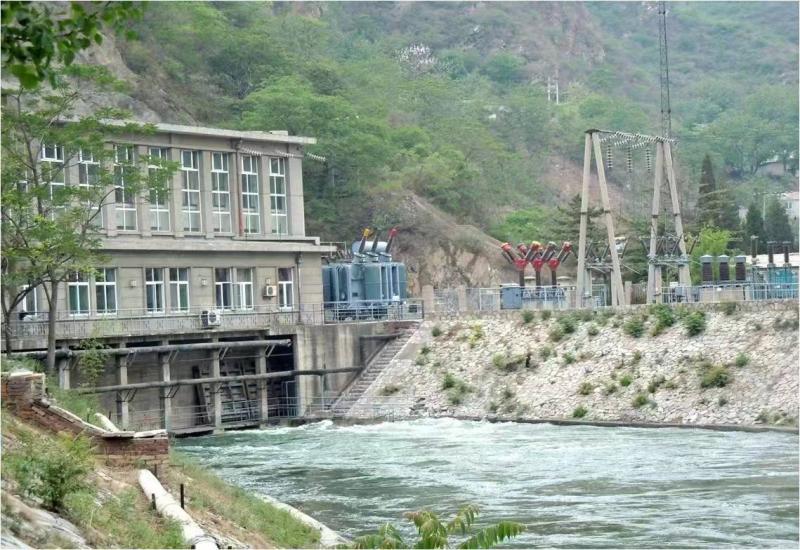 Emergency rescue to protect the dam, they stand firm on the front line. The 33 hour hydropower station lost | rainfall | front line