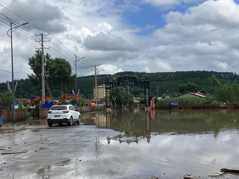 Large areas of rice fields flooded and facing crop failure, flood scene in Shangzhi, Heilongjiang Province: damage to facility agriculture flooded | Introduction | Greenhouse | Shangzhi City | Old Street | One side | Villagers | Floods