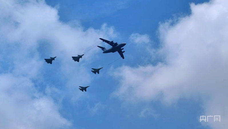 Long Sky Sharp Blade Watches "Blue Sky Honor Guard" Dancing in the Battle of the Heavenly Sky, Jiuxiao Air Force | Changchun | Honor Guard