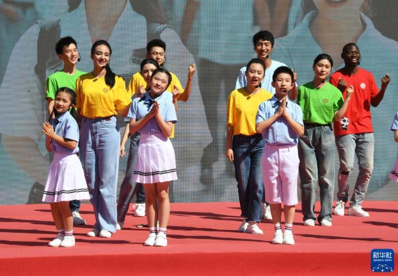 "Appointment to Youth": The torch relay of the Chengdu Universiade was launched at Peking University, "Burning the Torch of Youth Dreams | Universiade"