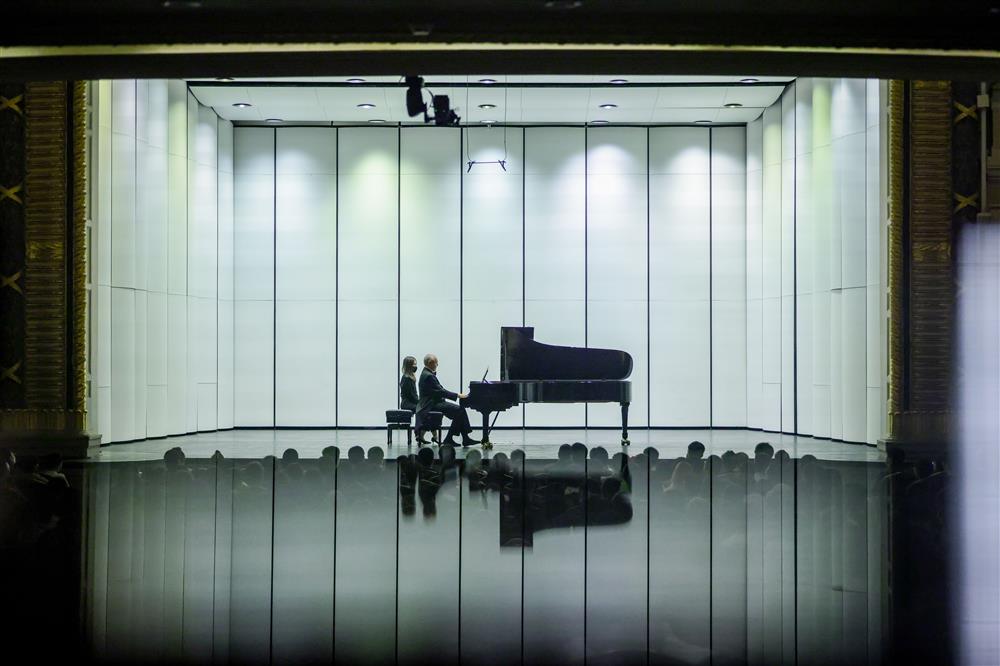 Bringing a Different Chopin, Piano "Ghost Talent" Pog é ridge Holds Solo Concert: Fearless of Controversy, Rainy Night Shanghai Concert Hall | Chopin | Pog é ridge