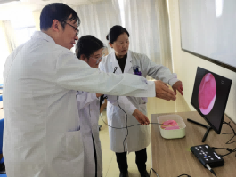 10分钟为72岁藏族同胞解忧：沪专家完成西藏首例经尿道前列腺蓝激光汽化术人民医院|泌尿系结石|西藏