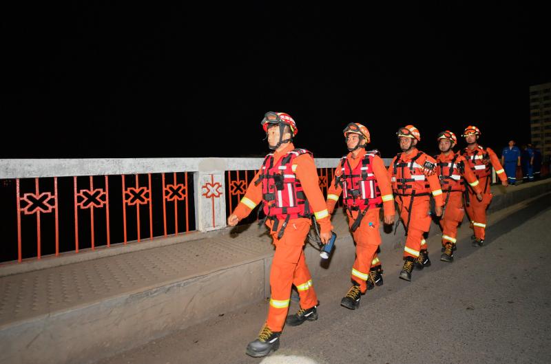 Flood discharge into the sea to protect the safety of the land - Tianjin Flood Control and Anti Flood Frontline Documentary Source | Frontline