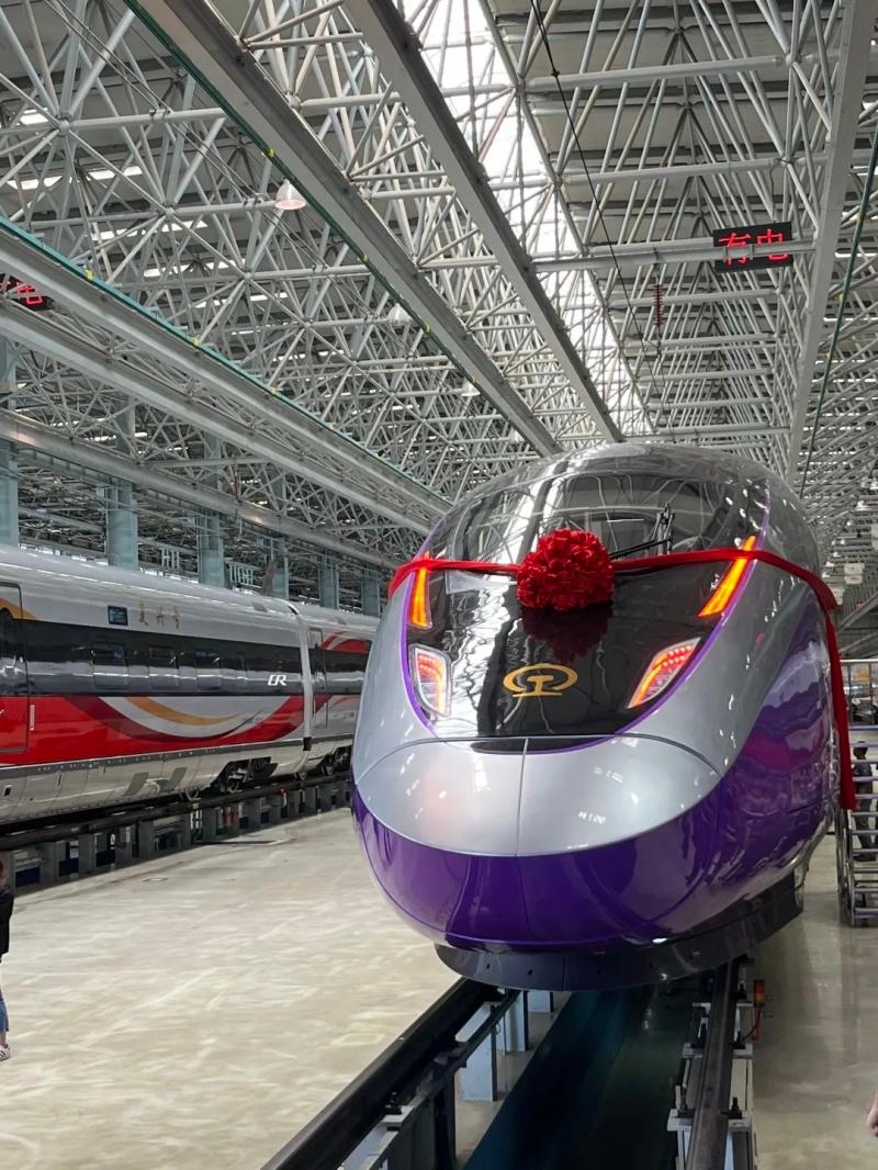 The front of the "Eagle Falcon" is eye-catching, and the Fuxing is newly launched! Tailored Asian Games Special Train Appears Intelligent | Train | Asian Games