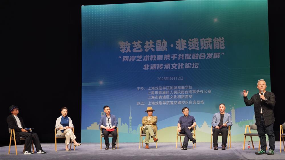 Do gongs and drums belong to noise? Does live streaming revenue exceed on-site box office? Cross Strait practitioners discussing the inheritance of traditional Chinese opera | education | income
